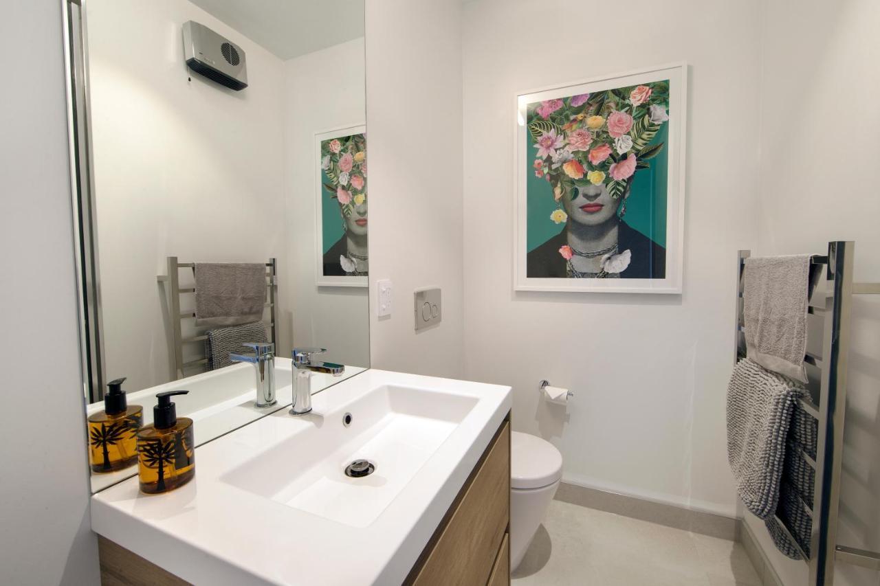 Funk In The City - Luxury Laneway Apartment With Single Garage 크라이스트처치 외부 사진